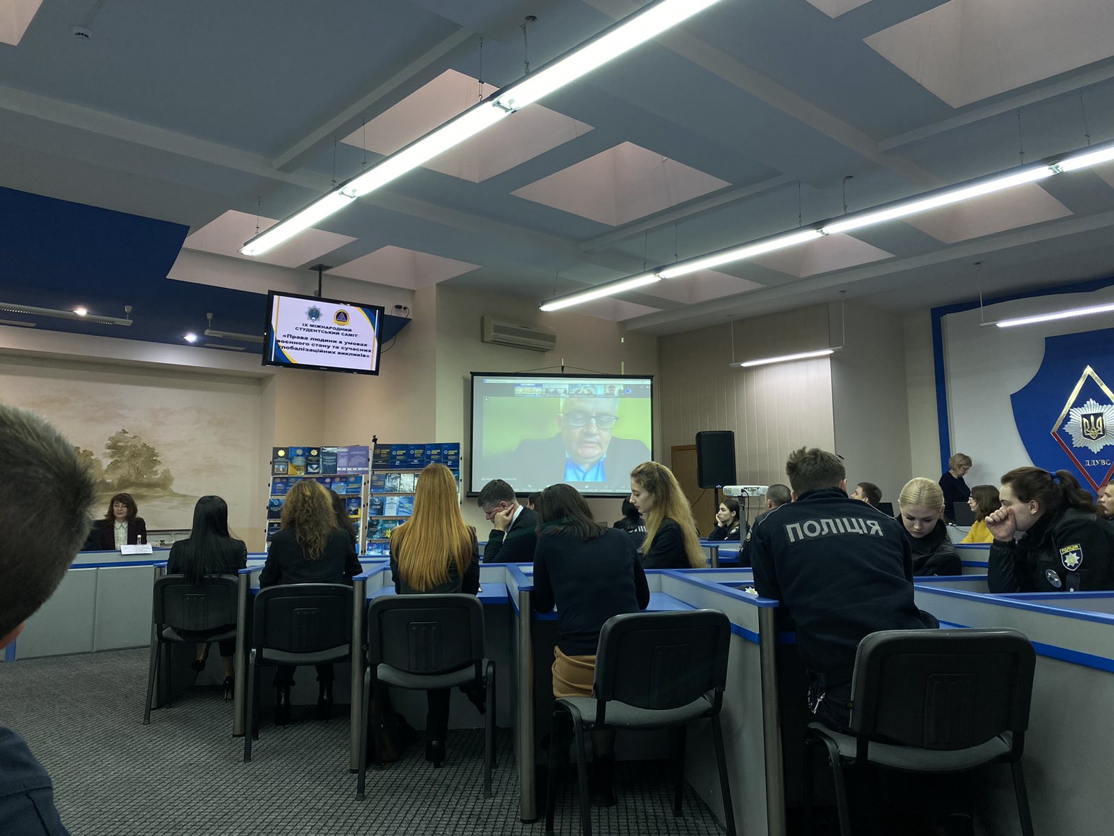 ВІТАЄМО ПЕРЕМОЖЦІВ ІХ МІЖНАРОДНОГО СТУДЕНТСЬКОГО САМІТУ!!!!